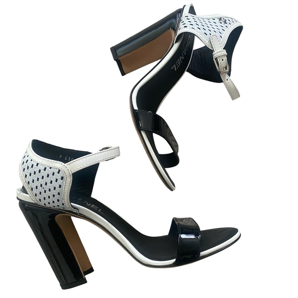 Chanel Black & White Patent Leather Mesh Block Heel Sandals size 38.5